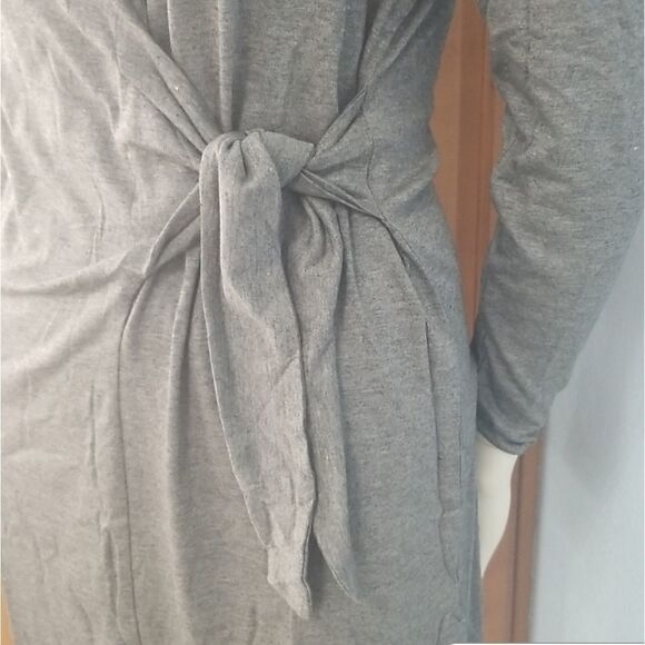 Lightweight tie front dress - Picture 3 of 7